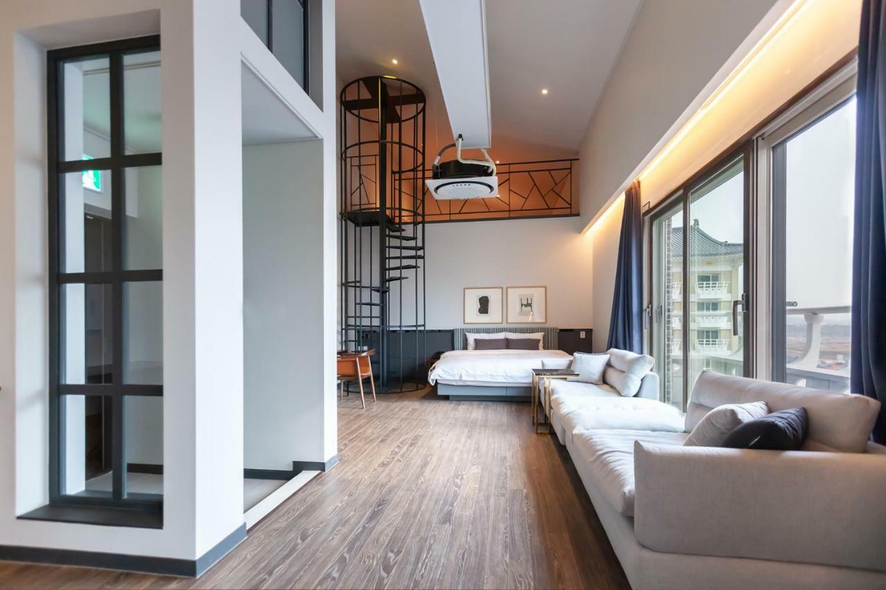 Brown Dot Hotel Gyeongju Exterior photo