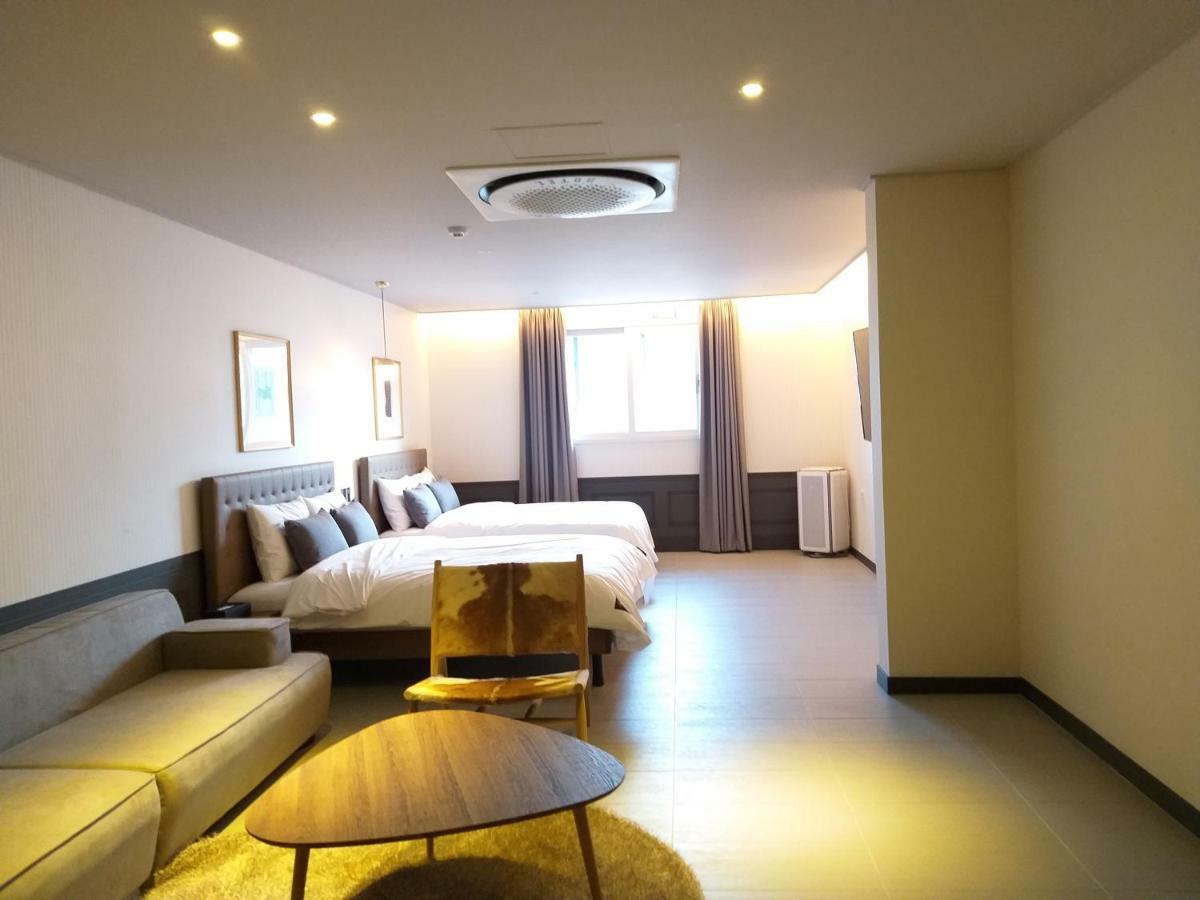 Brown Dot Hotel Gyeongju Exterior photo