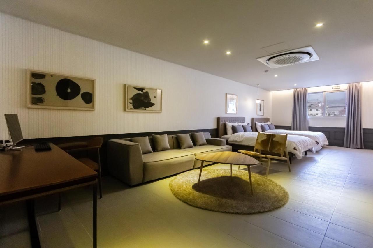 Brown Dot Hotel Gyeongju Exterior photo