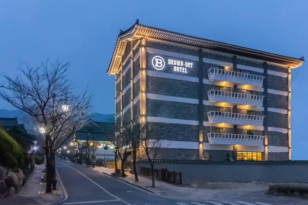 Brown Dot Hotel Gyeongju Exterior photo