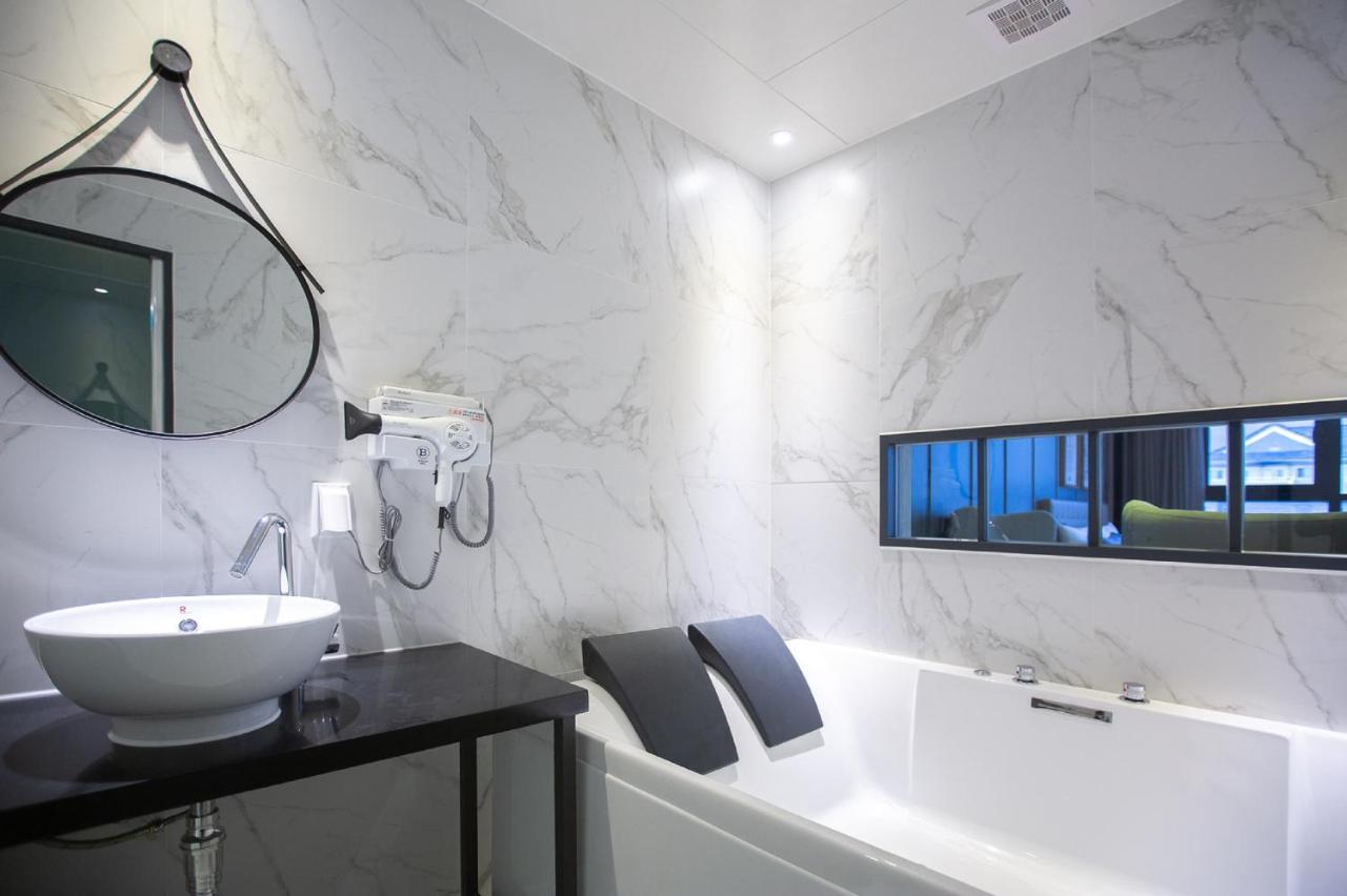 Brown Dot Hotel Gyeongju Exterior photo