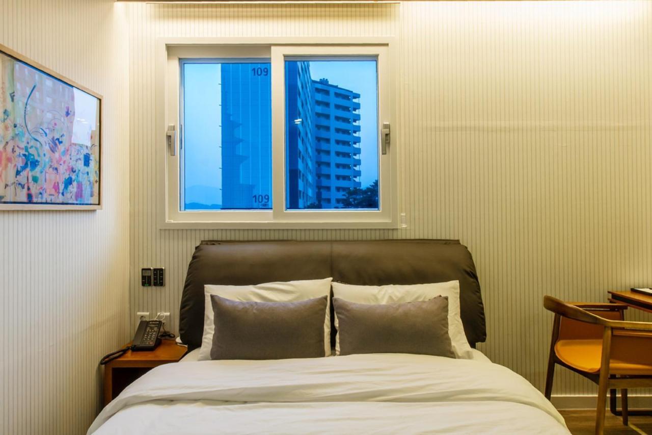 Brown Dot Hotel Gyeongju Exterior photo